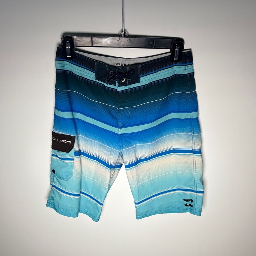 Billabong Men's Ocean Blue Gradient Board Shorts